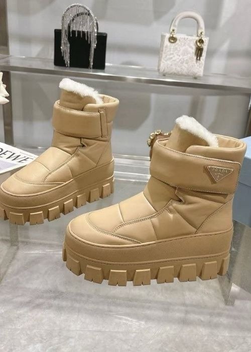 Prada Shearling Après-Ski Booties – Camel Beige Leather