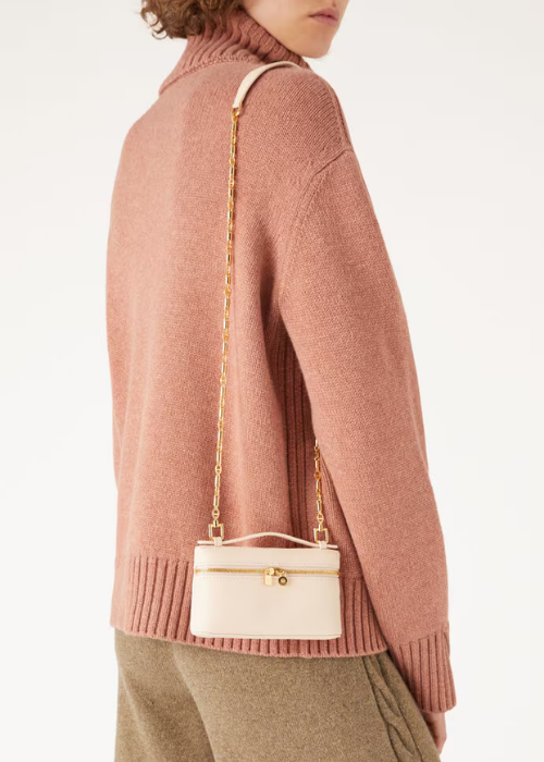 Extra Pocket Mini Pouch Grained Calfskin Creamed