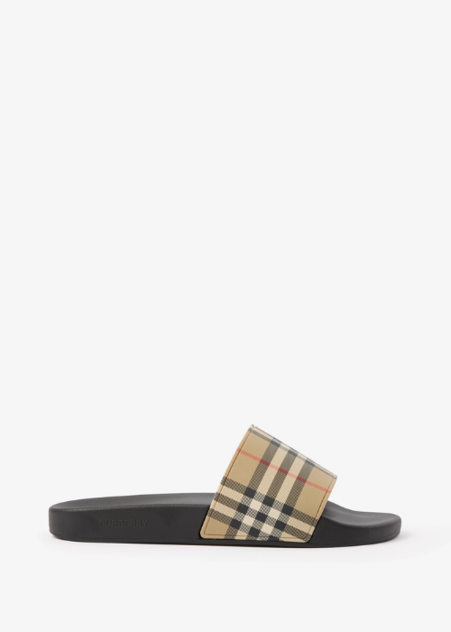  Burberry Vintage Check slides. 