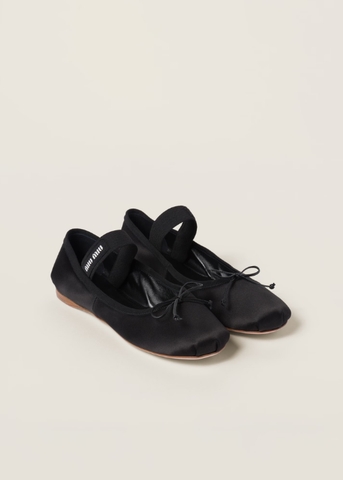 Miu Miu logo-strap Ballerina Shoes