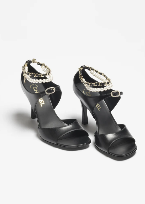 Sandals - Lambskin, black — Fashion 