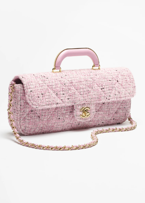 Large flap bag with top handle