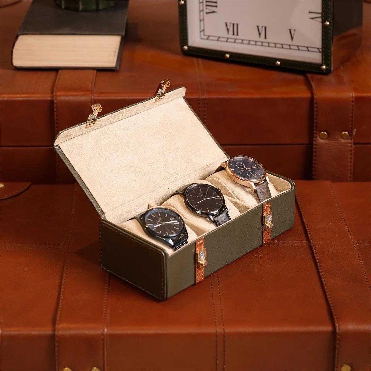 WATCH BOX